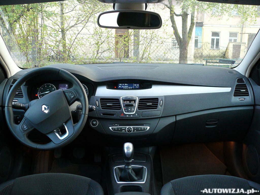 renault_laguna_iii_ů1ůl.jpg