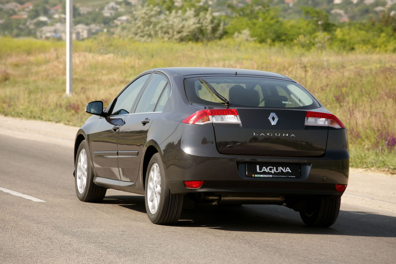 Test-Drive-Renault-Laguna-07.jpg